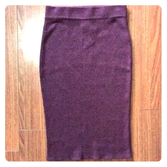 Cashmere Pencil Skirt - Picture 3 of 8
